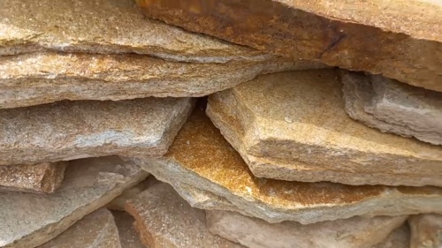 Плитняк златолит жёлтый золотистый для отмостки купить в Чувашской Республике