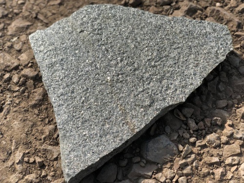 Плитняк златолит Уральский для цоколя, отмостки купить в Чувашской Республике