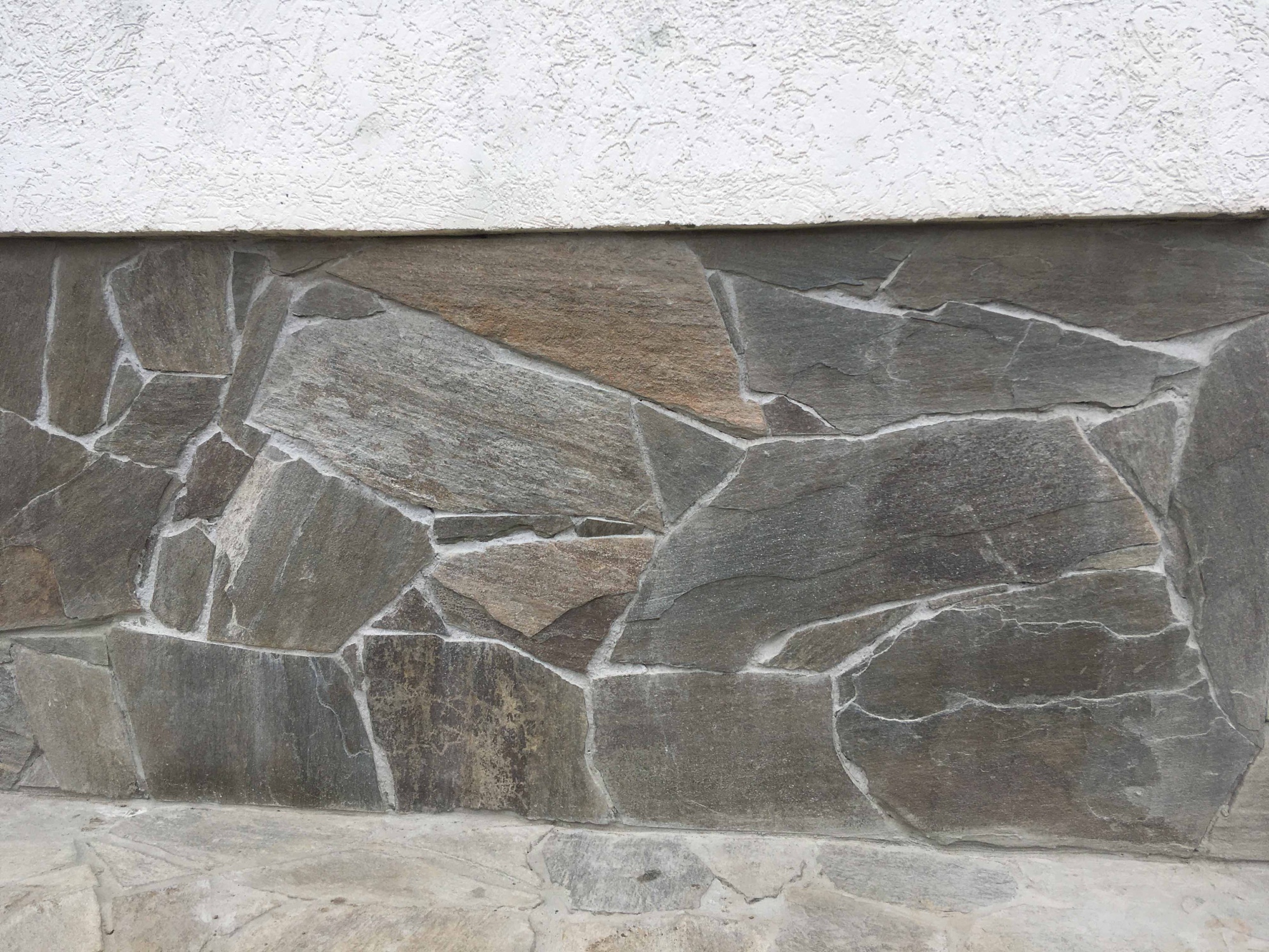 Плитняк златолит Уральский для цоколя, отмостки купить в Чувашской Республике