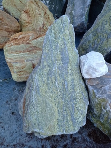 Златолит жёлтый, жёлто-зелёный глыбки и валуны для ланшафтного дизайна купить в Чувашской Республике