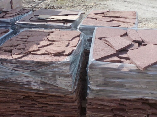 Плитняк лемезит бордовый для облицовки цоколя 20-25 мм  купить в Чувашской Республике